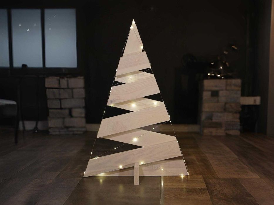 Choinka Drewniana 70 cm – Ręcznie Wykonana, Świąteczna Dekoracja z LED