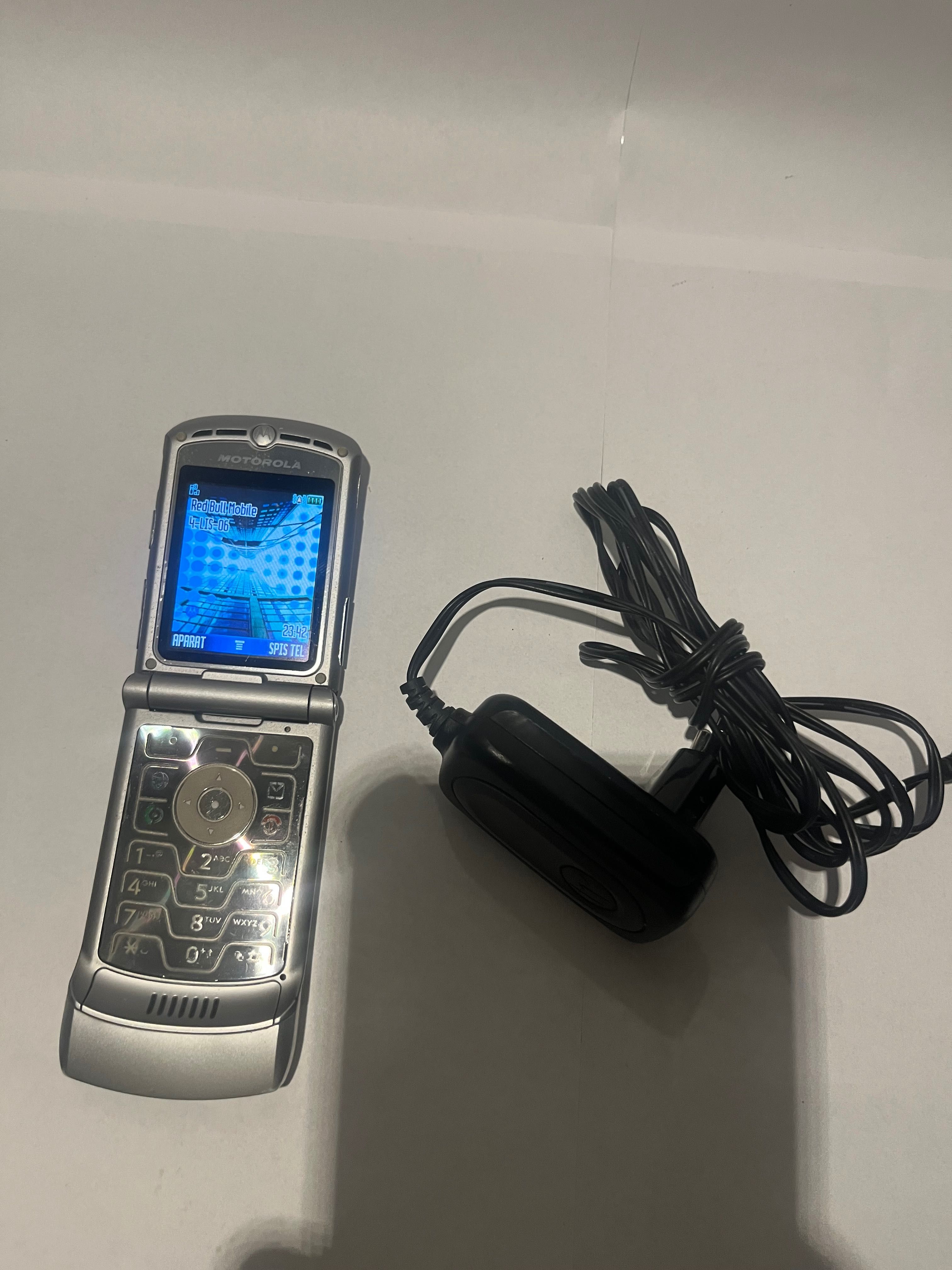 Motorola V3 w extra stanie