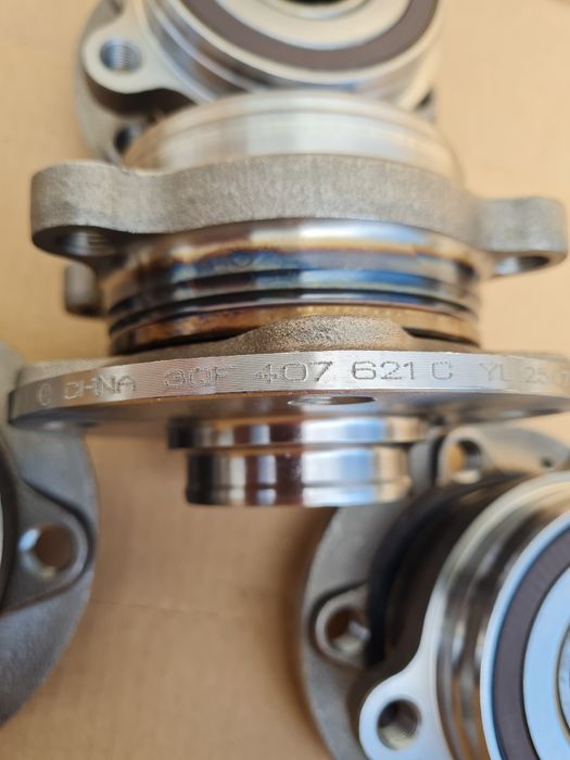 Ступиця задня, передня ID4 3QF 407 621 H 5QF 501 611 B