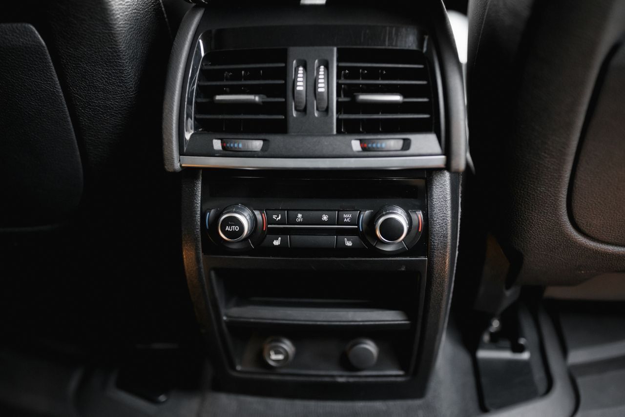 Продам авто BMW X5 F15 3.0d