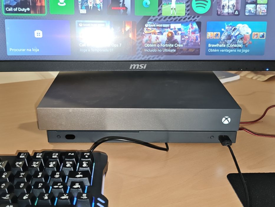 Xbox One X - Special Edition