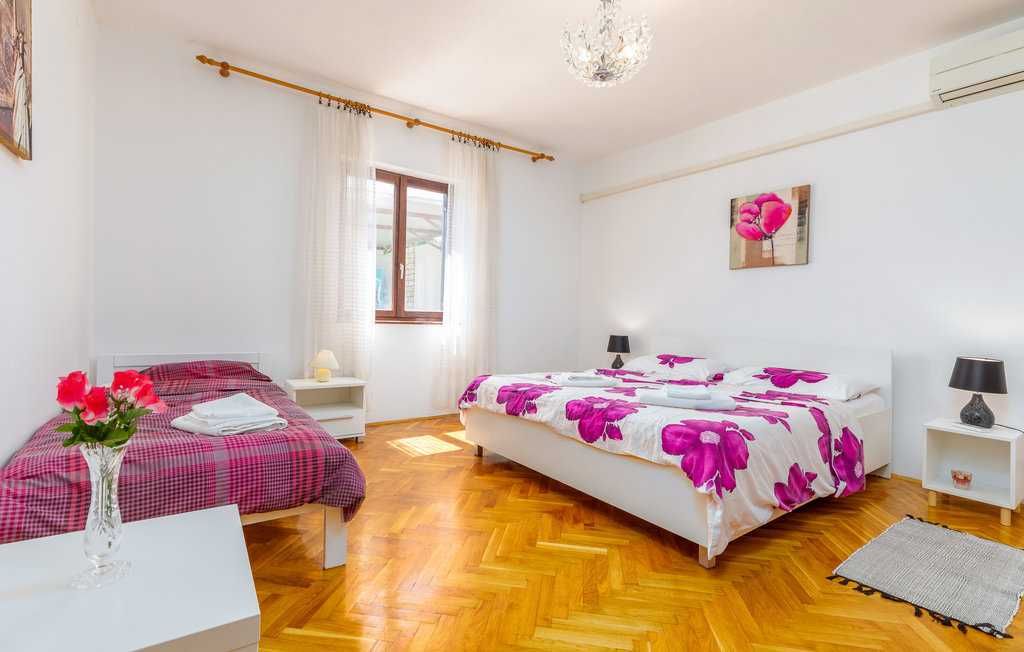 Wakacje, wrzesień, Chorwacja, Istria, apartament z basenem dla 10 osób