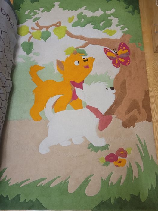 Килим в дитячу кімнату