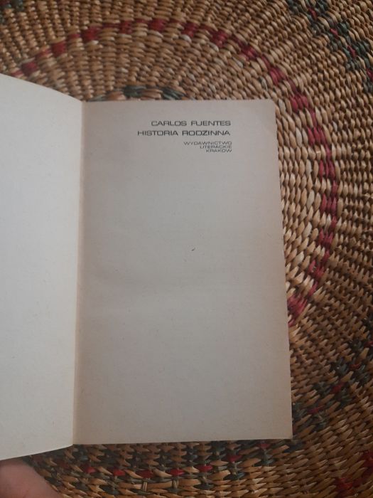 Książka Carlos Fluentes - Historia rodzinna