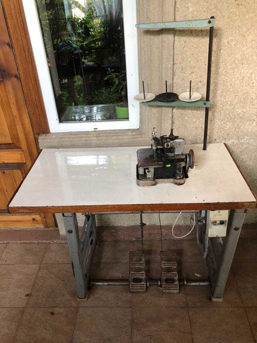 Оверлок трьохнитка 51 класу