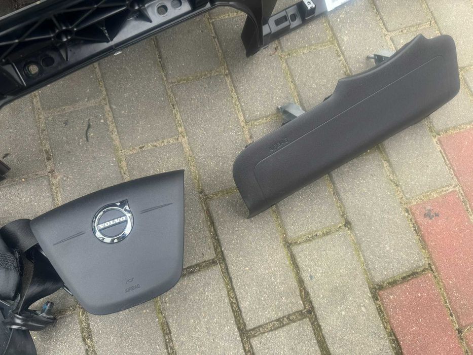 Deska rozdzielcza konsola Volvo V40 V40 II CC komplet ORYGINAŁ POLIFT