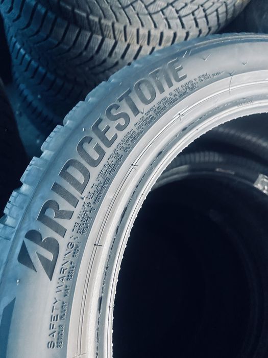 245 45 18 Bridgestone LM005 80% Зима 2022 2023 Гарантія