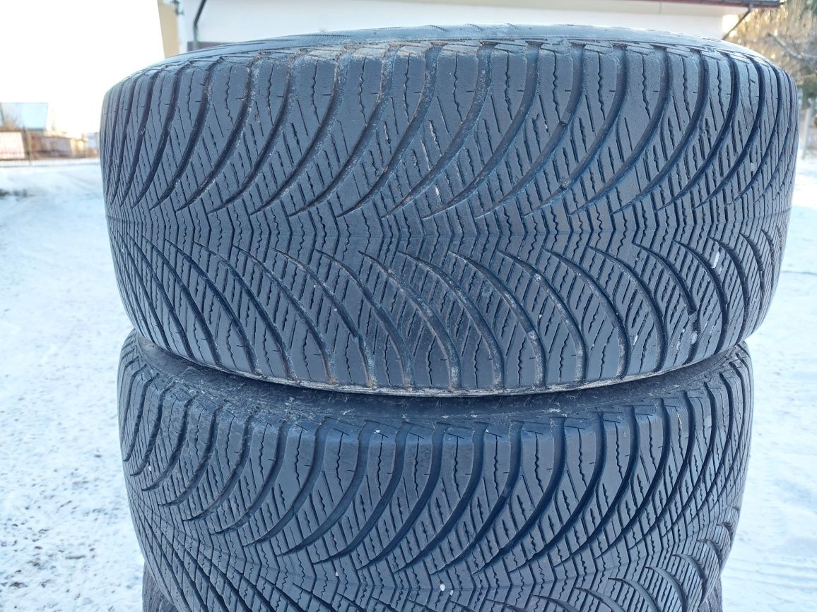 225/55r17 wielosezonowe gudyear