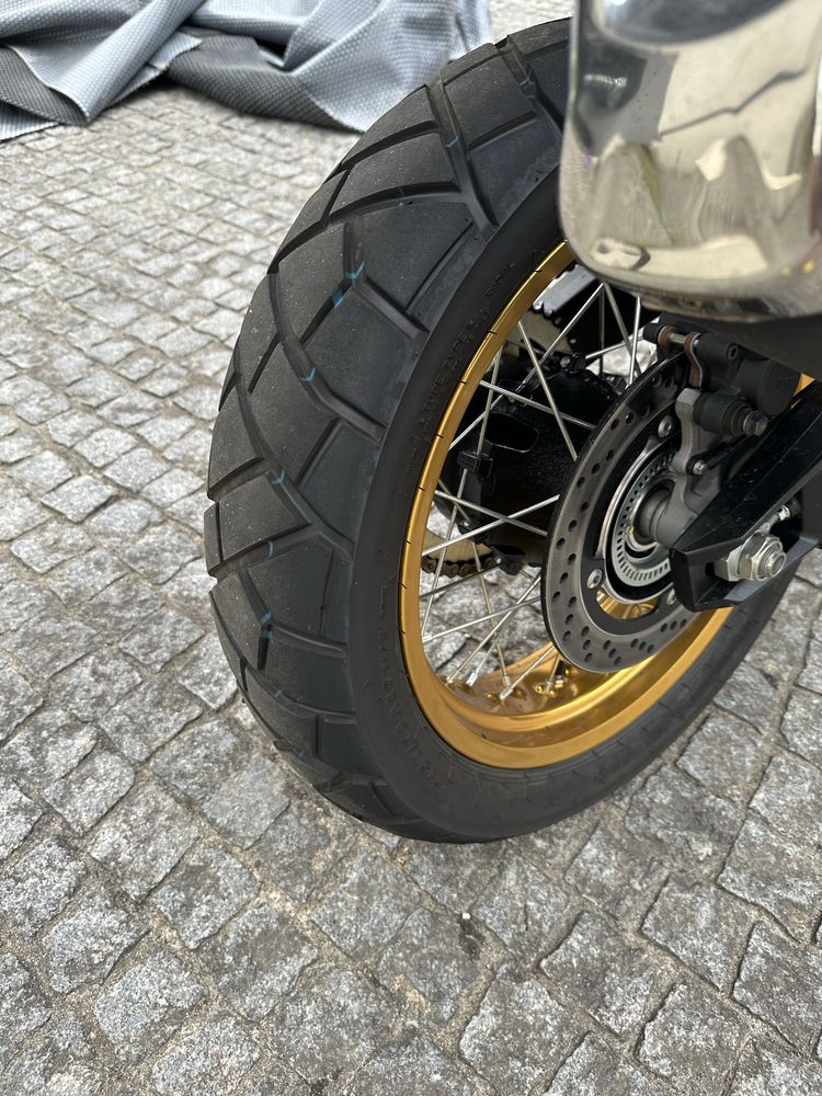 Suzuki V-Strom 800DE