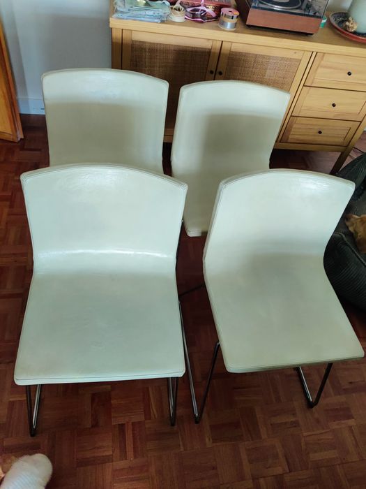 Cadeira couro branca