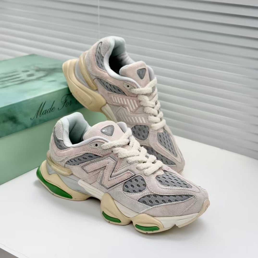 New Balance 9060 Bricks & Wood  43 EU / 9,5US / 27,5 CM