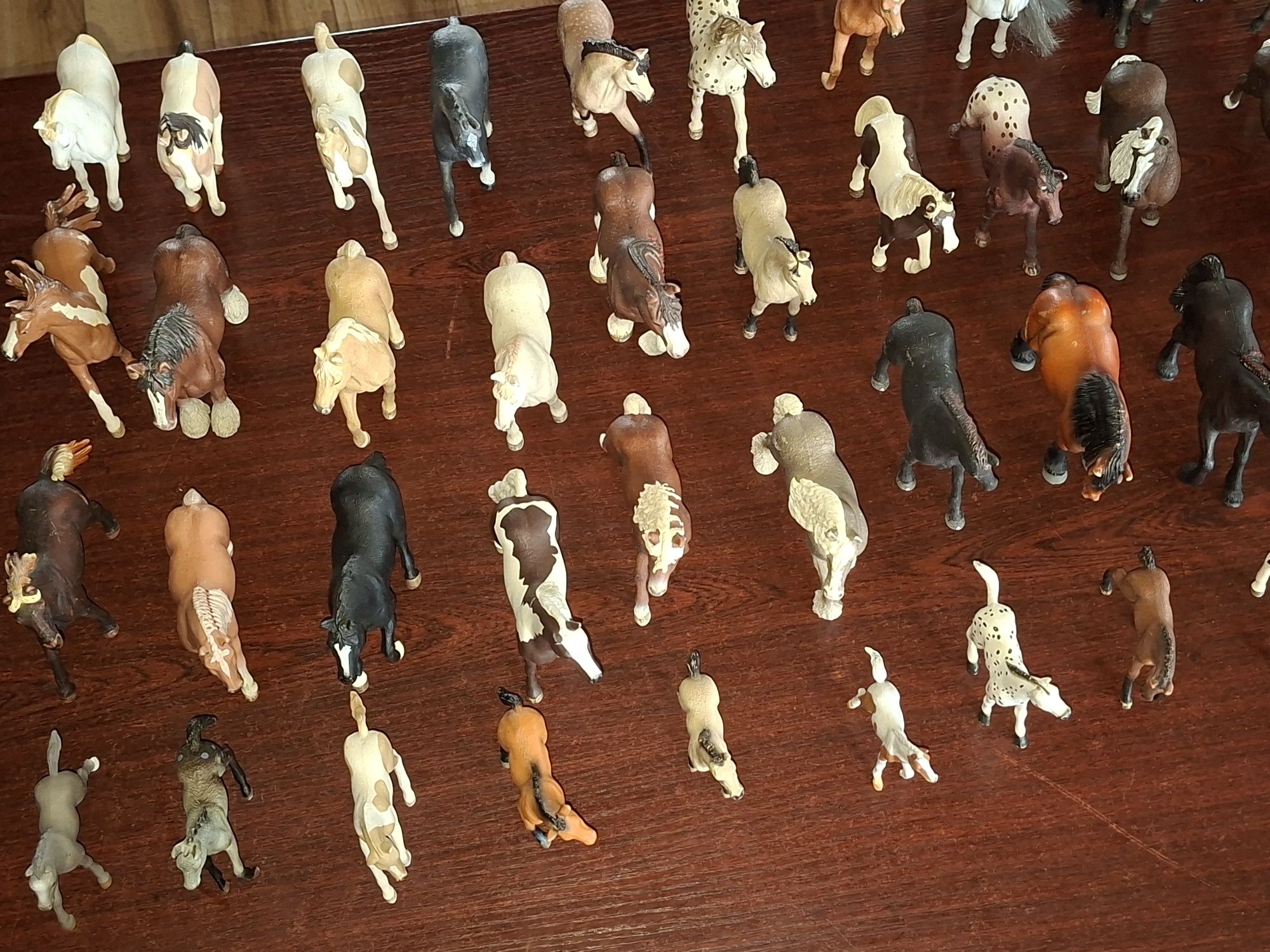 Koniki schleich, coleccta, figurki