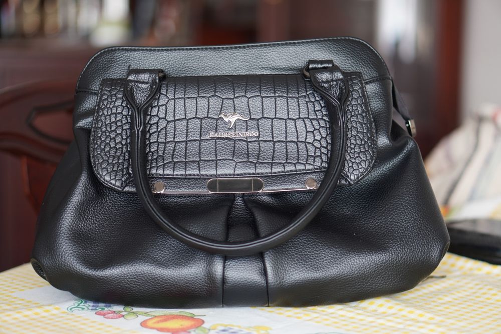 Mala de Senhora - Elegante e em Excelente Estado!