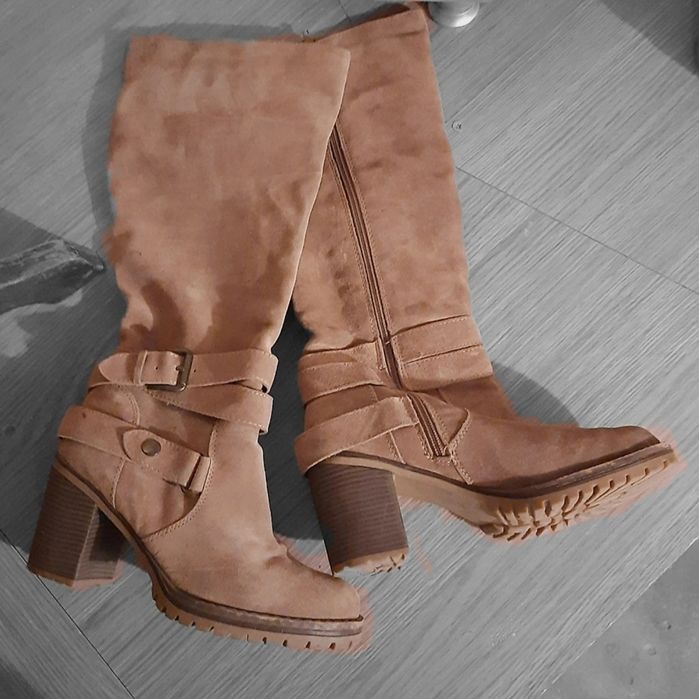 Skórzane długie kozaki