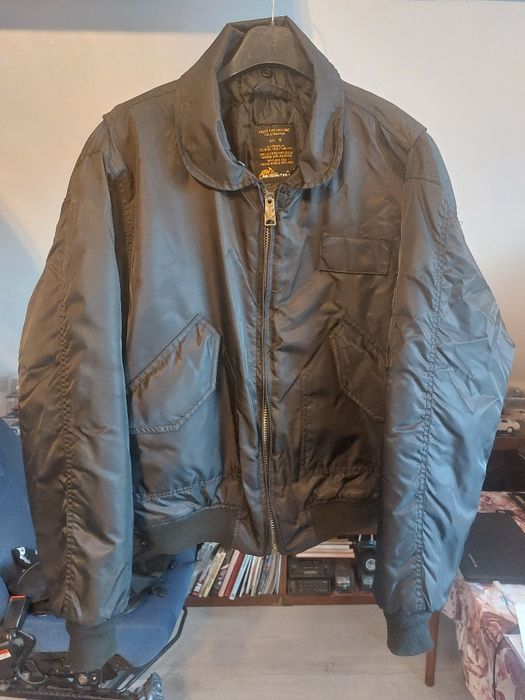 Kurtka bomberka Helikon-Tex.