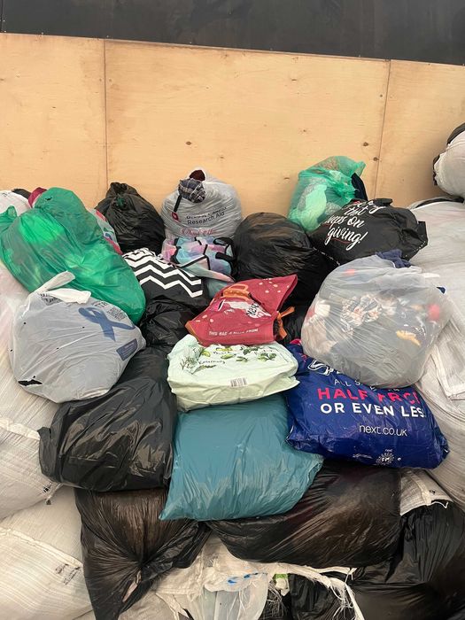 Niesort Odzież używana Anglia Kontener. Oryginał kontener Anglia 6zl