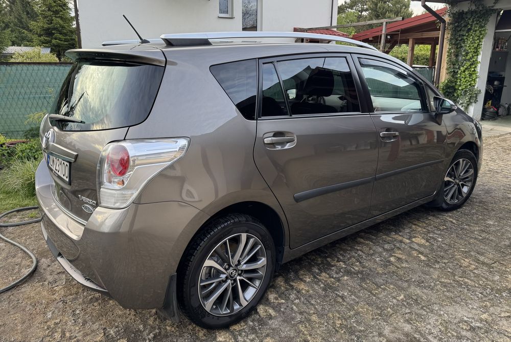 Toyota Verso Automat Serwis