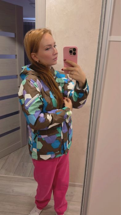 Продам  жіночу лижну куртку