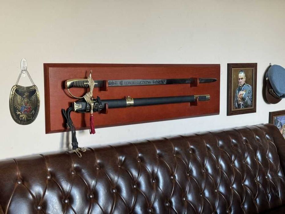 szabla PAŁASZ OFICERSKI WZ 1976 marynarki wojennej z pochwą na tablo