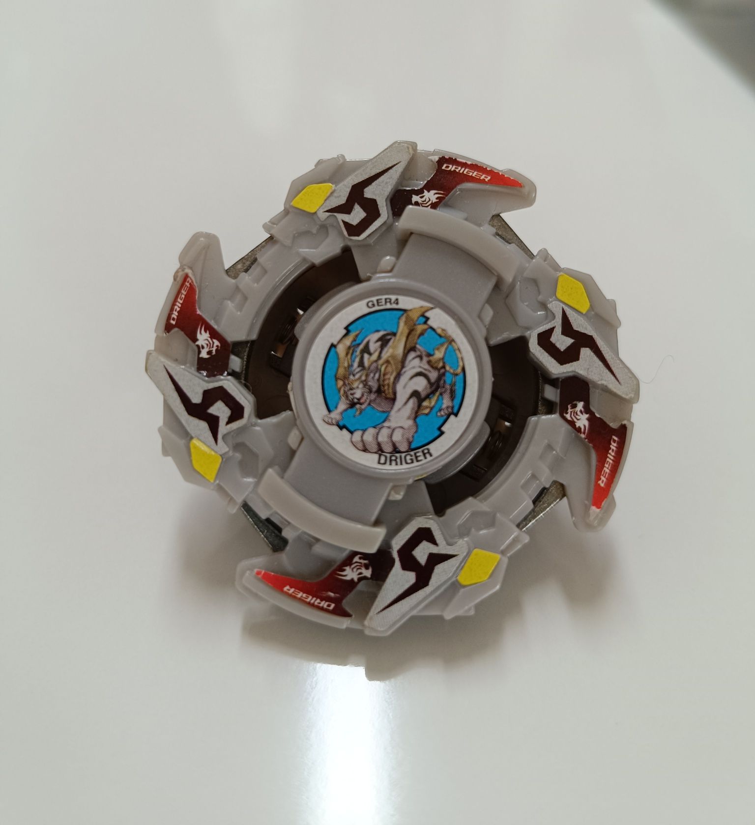 Beyblade Driger e Beyblade  wolborg 2