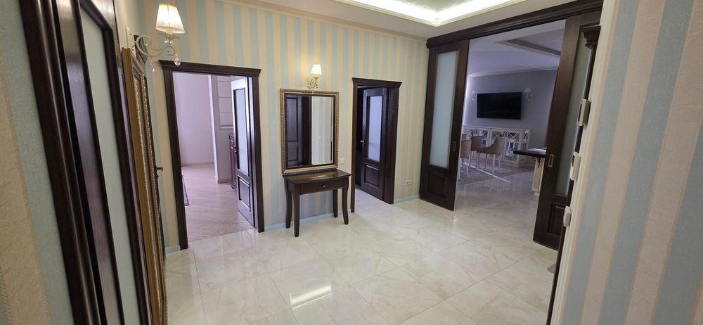 Оренда 3 кімнатної квартири + гардеробна від власника м.Львів