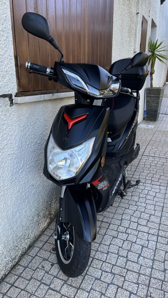 Vendo mota eletrica neo volt