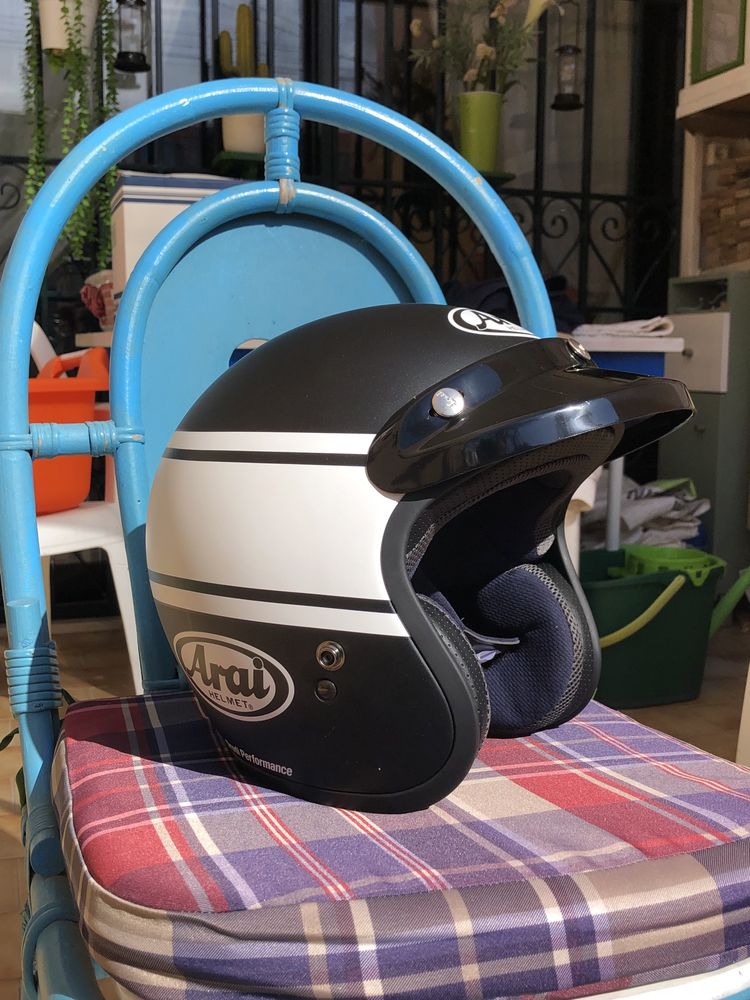Arai Capacete aberto