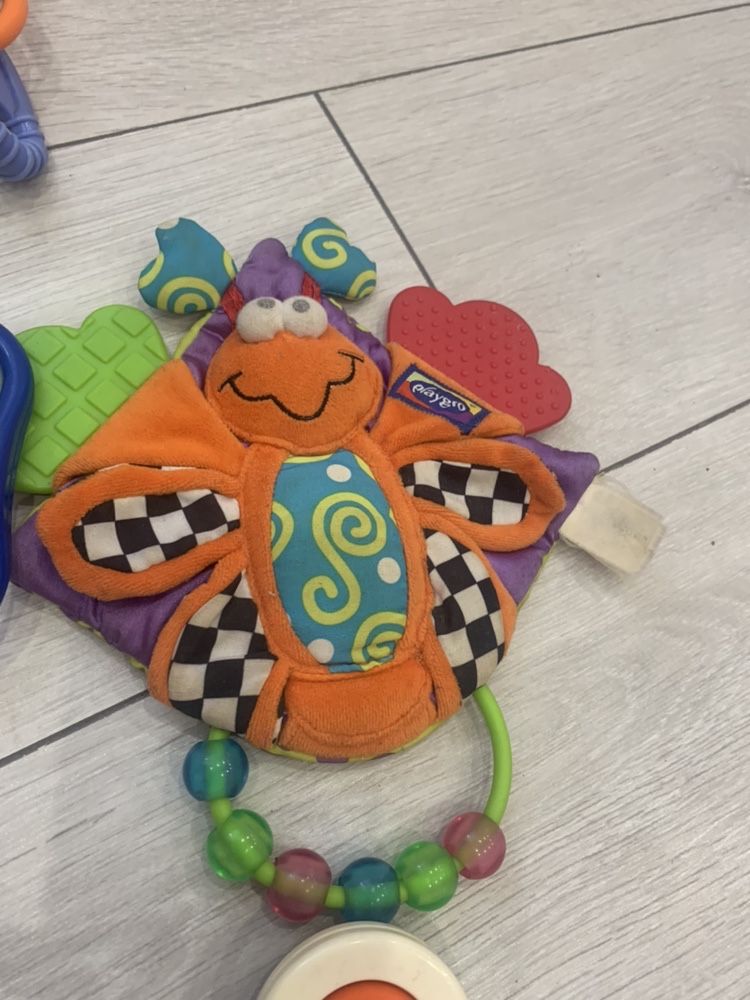 Погремушки Chicco, Fisher Price