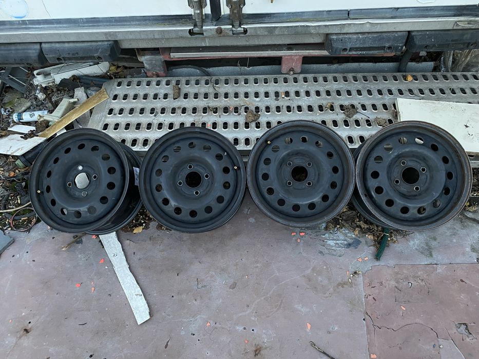 Продам оригінальні сталеві диски Ford 4x108 r15