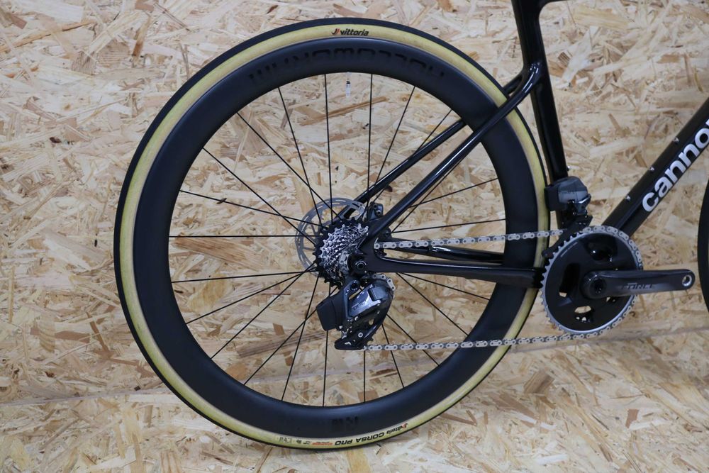 Bicicleta topo de gama Cannondale SuperSix Evo Hi-Mod - Force AXS 12v