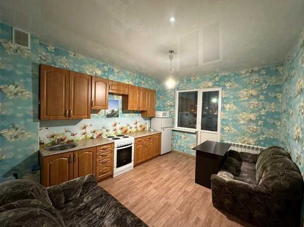 Сдаётся 1-комнатна квартира в Киевском районе на долгий срок.