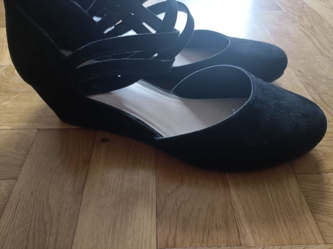 Buty damskie czółenka na koturnie Graceland r. 41