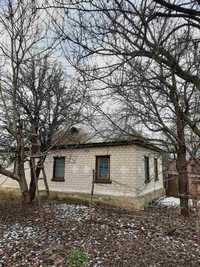 Продам  будинок с землею 37 соток с.Льгів, 14 км. від центру Чернігова
