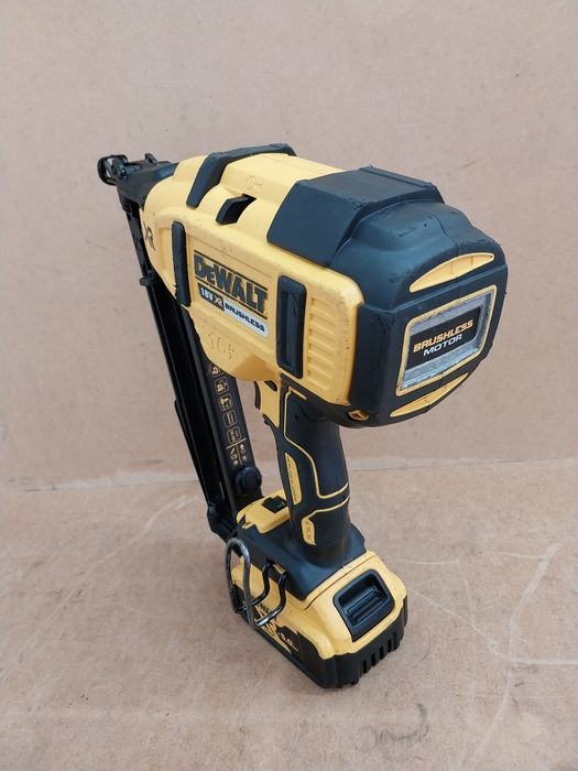 DeWalt DCN660 Gwoździarka Sztyfciarka 16GA 32-63mm 5.0Ah 2018