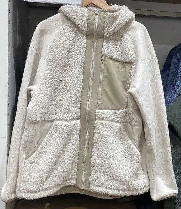 Хутряна куртка UNIQLO