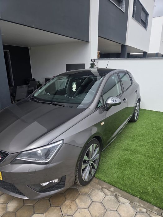 Seat Ibiza Fr cinza automatico