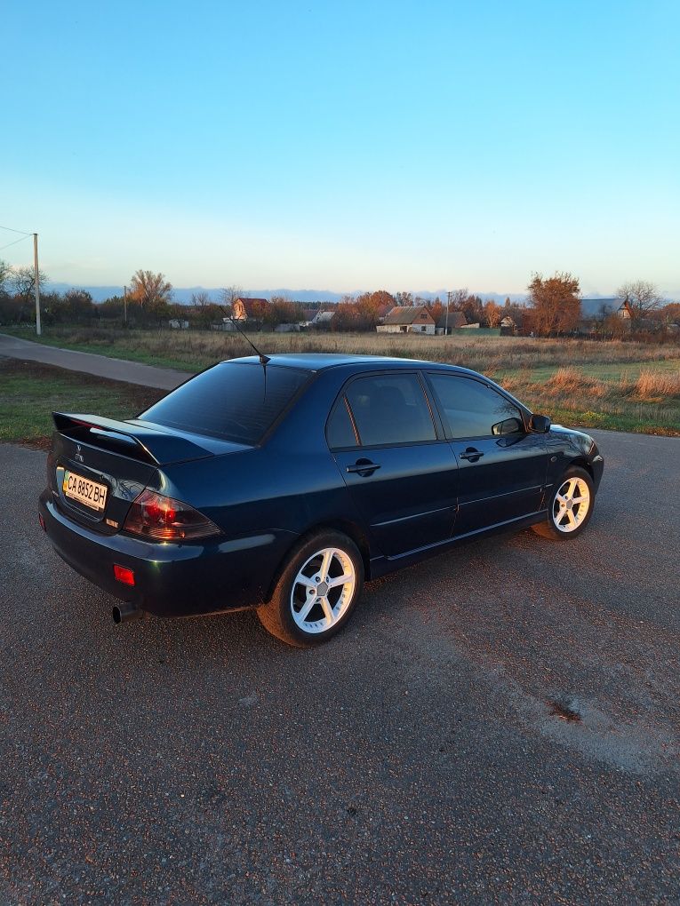 Mitsubishi Lancer 9