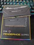 16 gb ram 3200 MHz Corsair vengeance pro