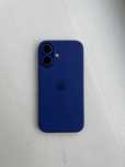 Oryginalny etui Apple iPhone 16 ultramaryna/granatowy/niebieski