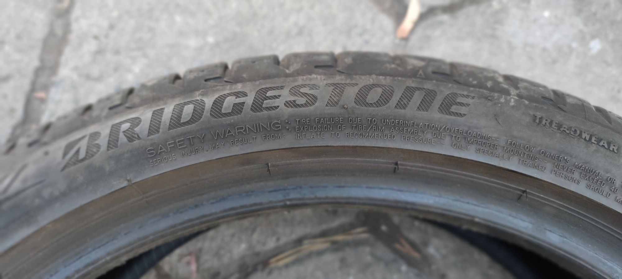 opony lato 235x40x19 BRIDGESTONE 2szt 400zł 2018r