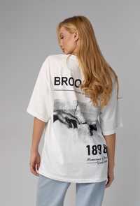 Жіноча футболка з принтом BROOKLYN