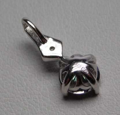 Delikatna srebrna zawieszka Mystic Topaz i cyrkonia