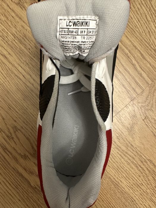 Кросівки чоловічі 43