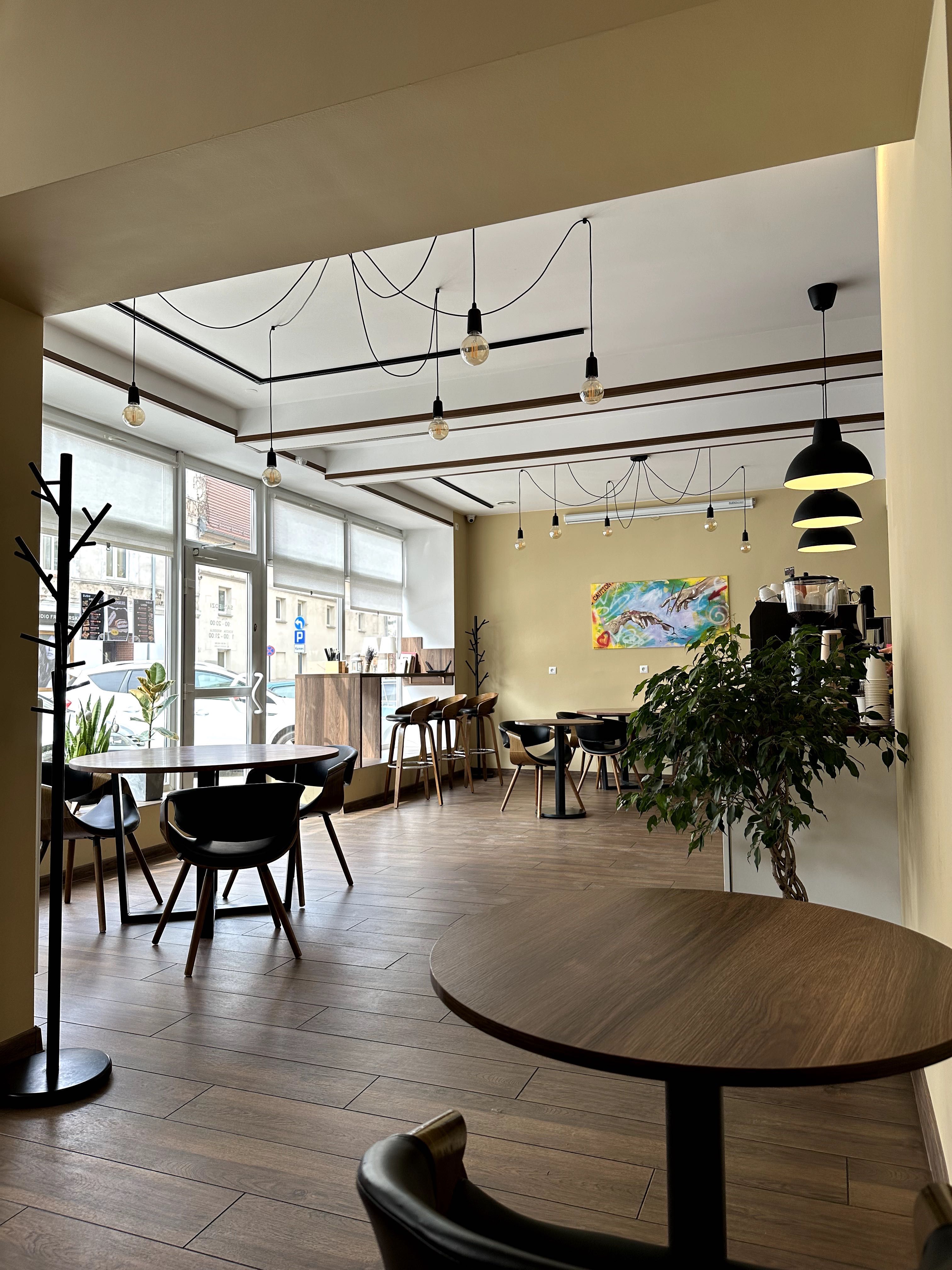 Sprzedam (odstępy) restaurację „Sąsiedzi” w centrum Oławy