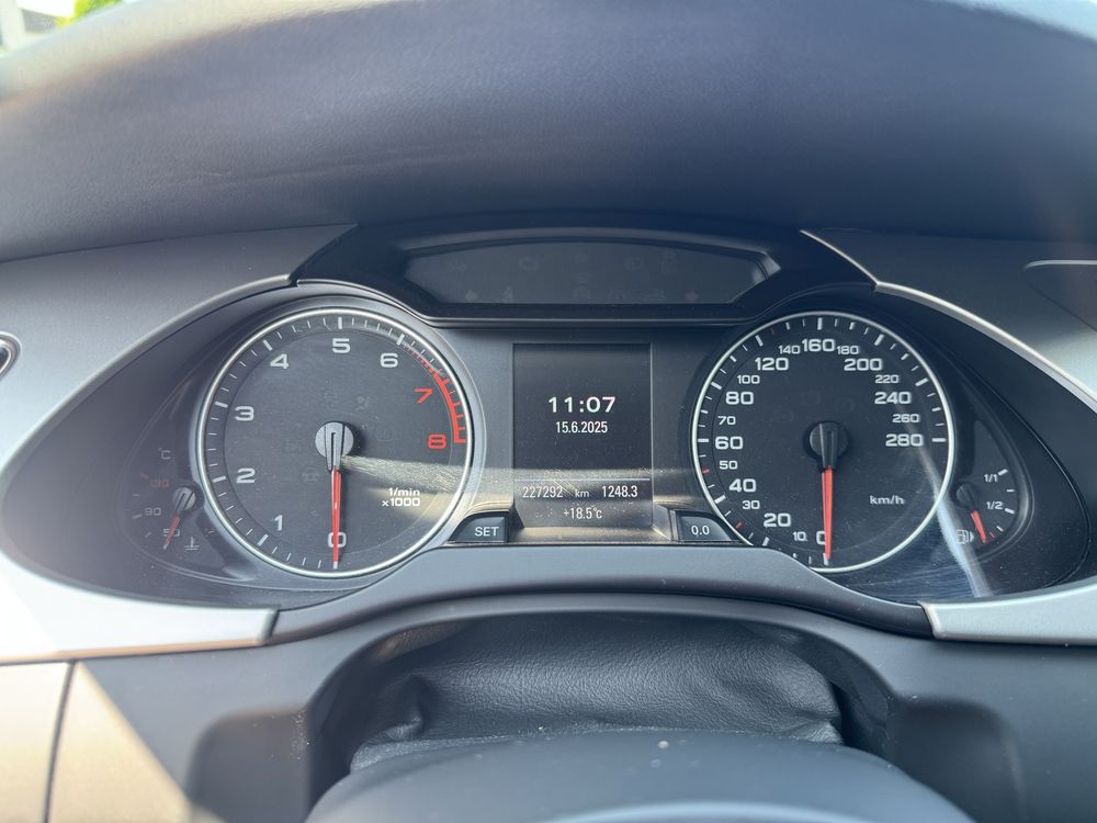 Автомобіль А4 B8 1.8tfsi 118.kw 160ks