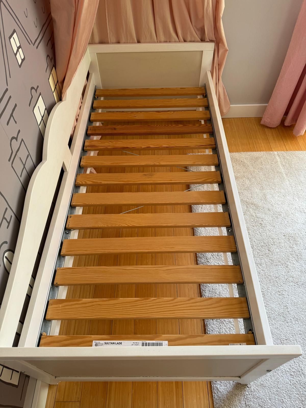Ikea Hensvik 160x70cm wraz z materacem Vitmat