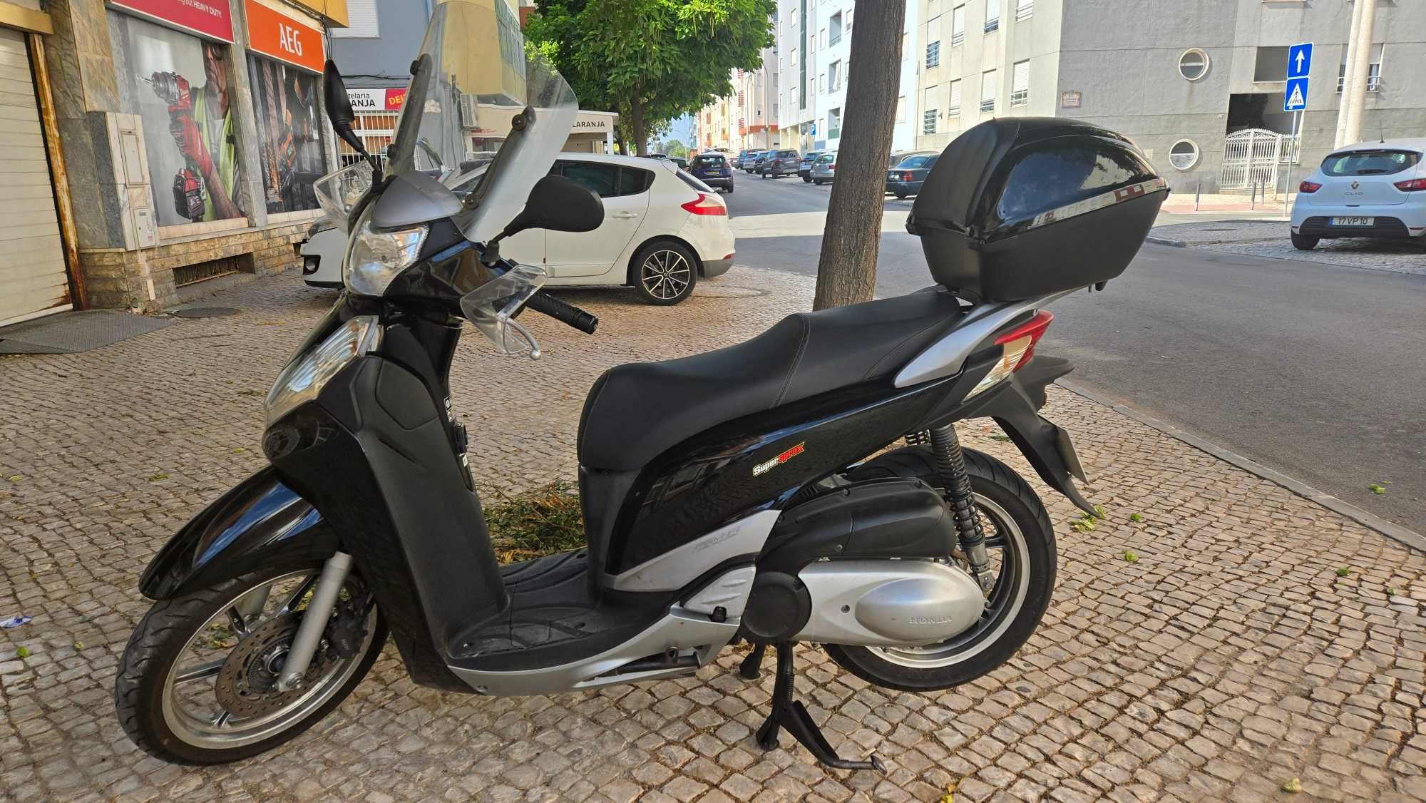 Honda SH300I scooter