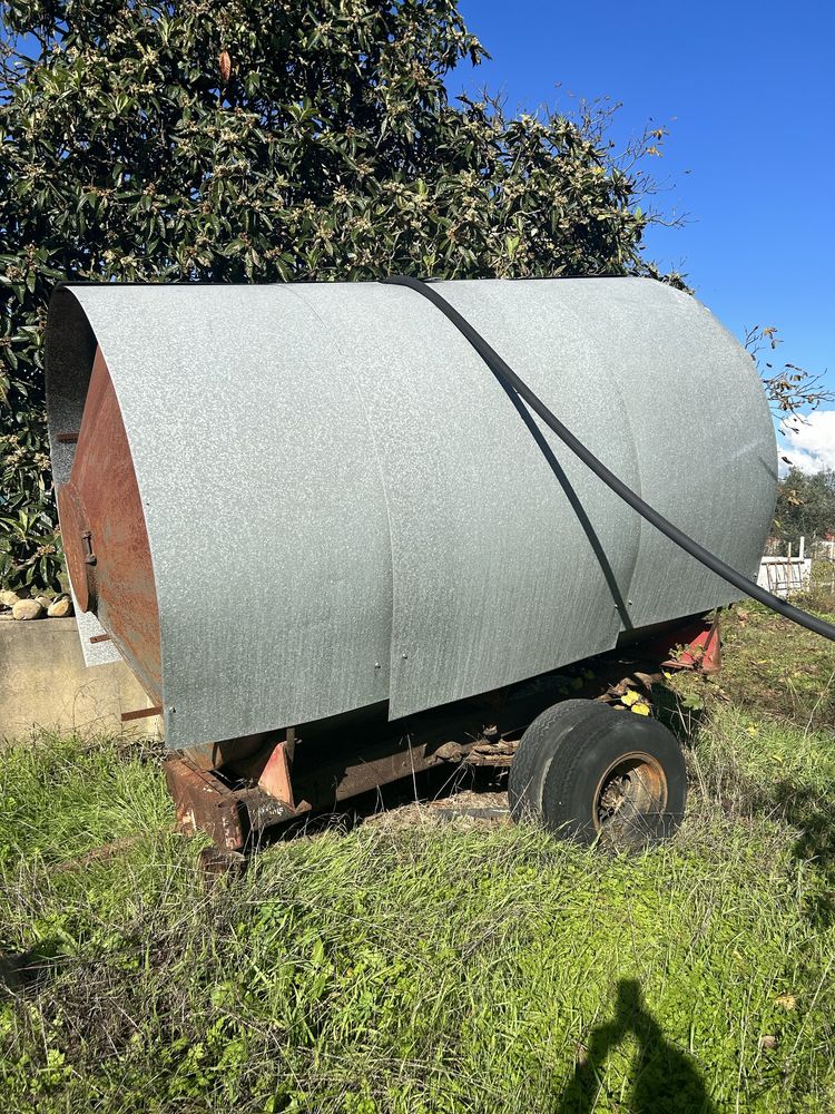 Vende se deposito