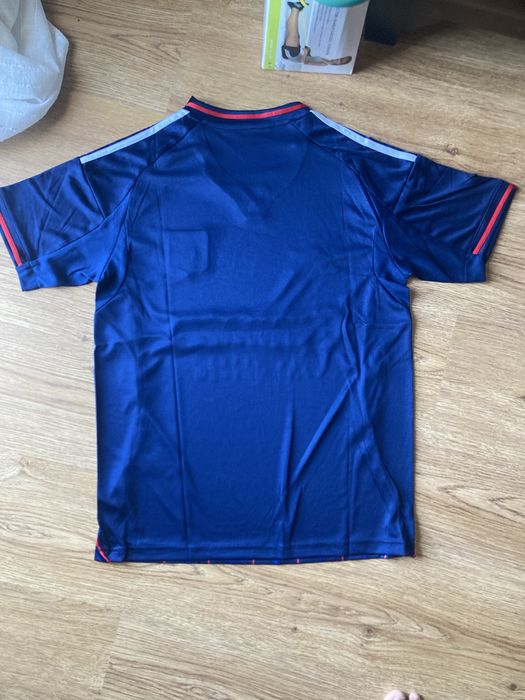 Equipamento lyon 25/26