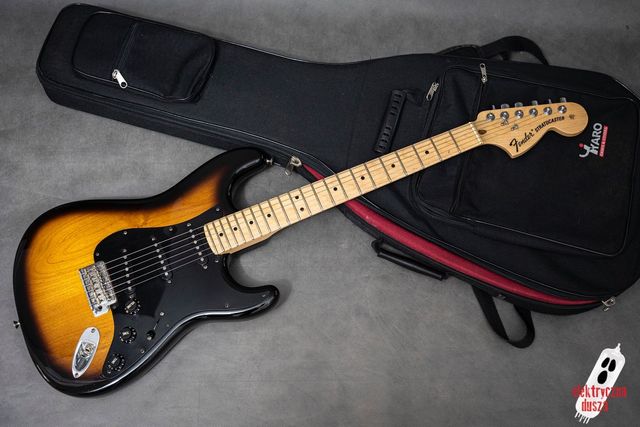 Fender American Special Stratocaster 2-tone Sunburst 2009